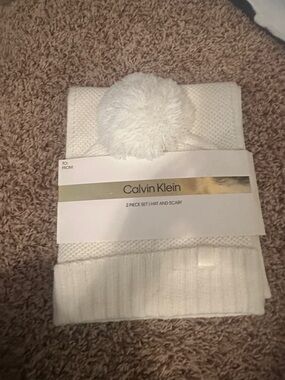 Calvin Klein Cream Knit Pom Pom Beanie & Scarf Set